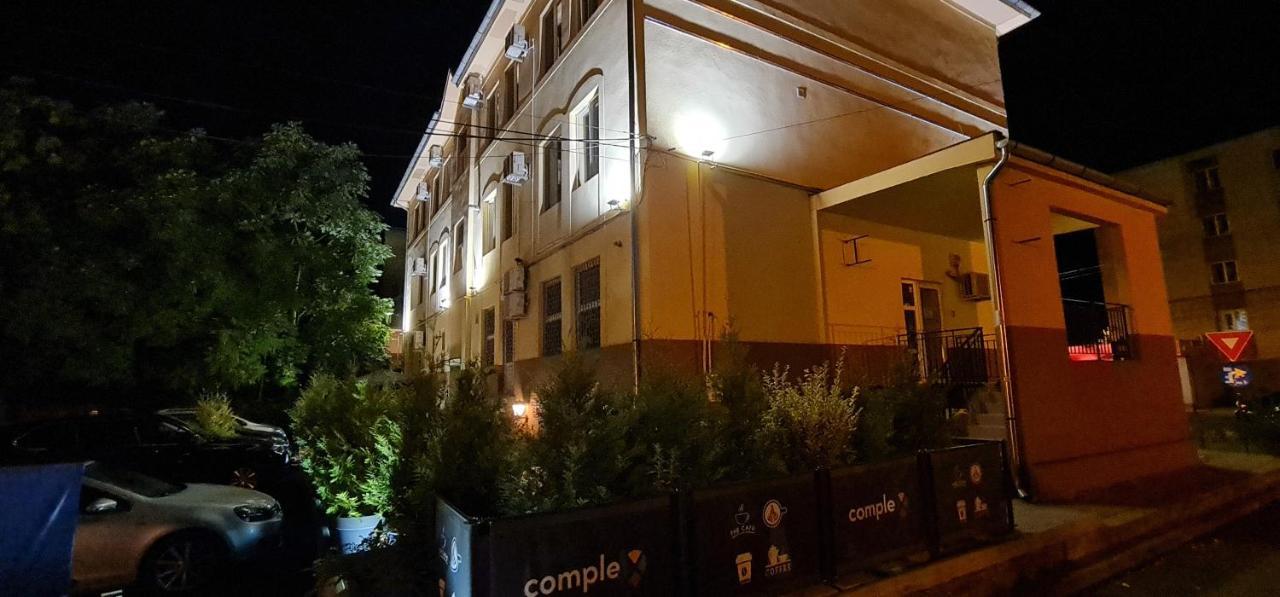 Complex Living Aparthotel Timisoara Exterior photo